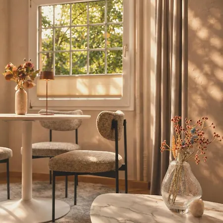 شقة Stylish Center Escape- Where Modern Elegance Meets History ترير