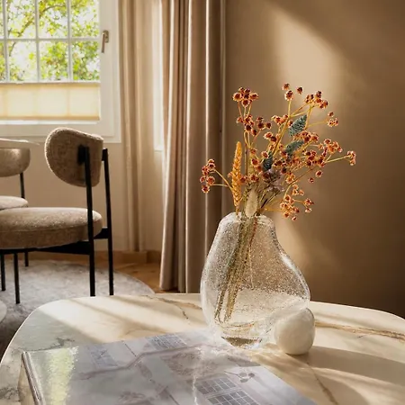 Stylish Center Escape- Where Modern Elegance Meets History شقة *