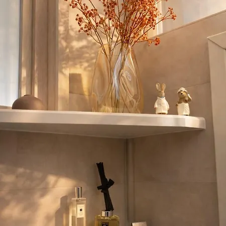 شقة Stylish Center Escape- Where Modern Elegance Meets History ترير